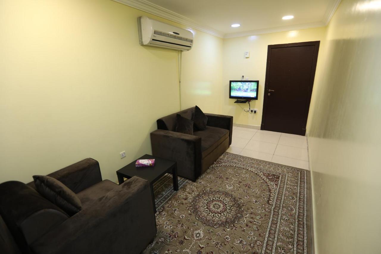 Al Eairy Apartment- Dammam 3 Al Mubarakiyah 外观 照片