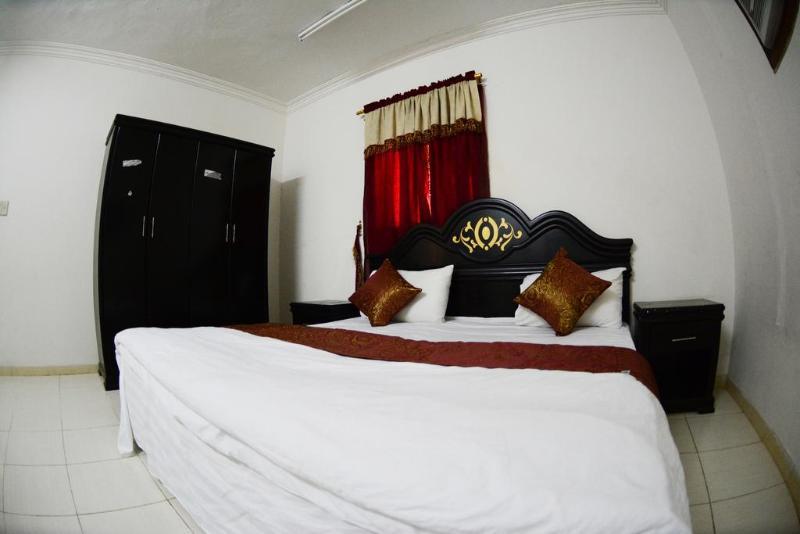 Al Eairy Apartment- Dammam 3 Al Mubarakiyah 外观 照片